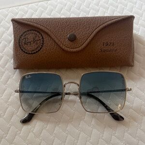 Ray-Ban Silver Frame Sunglasses with Brown Case